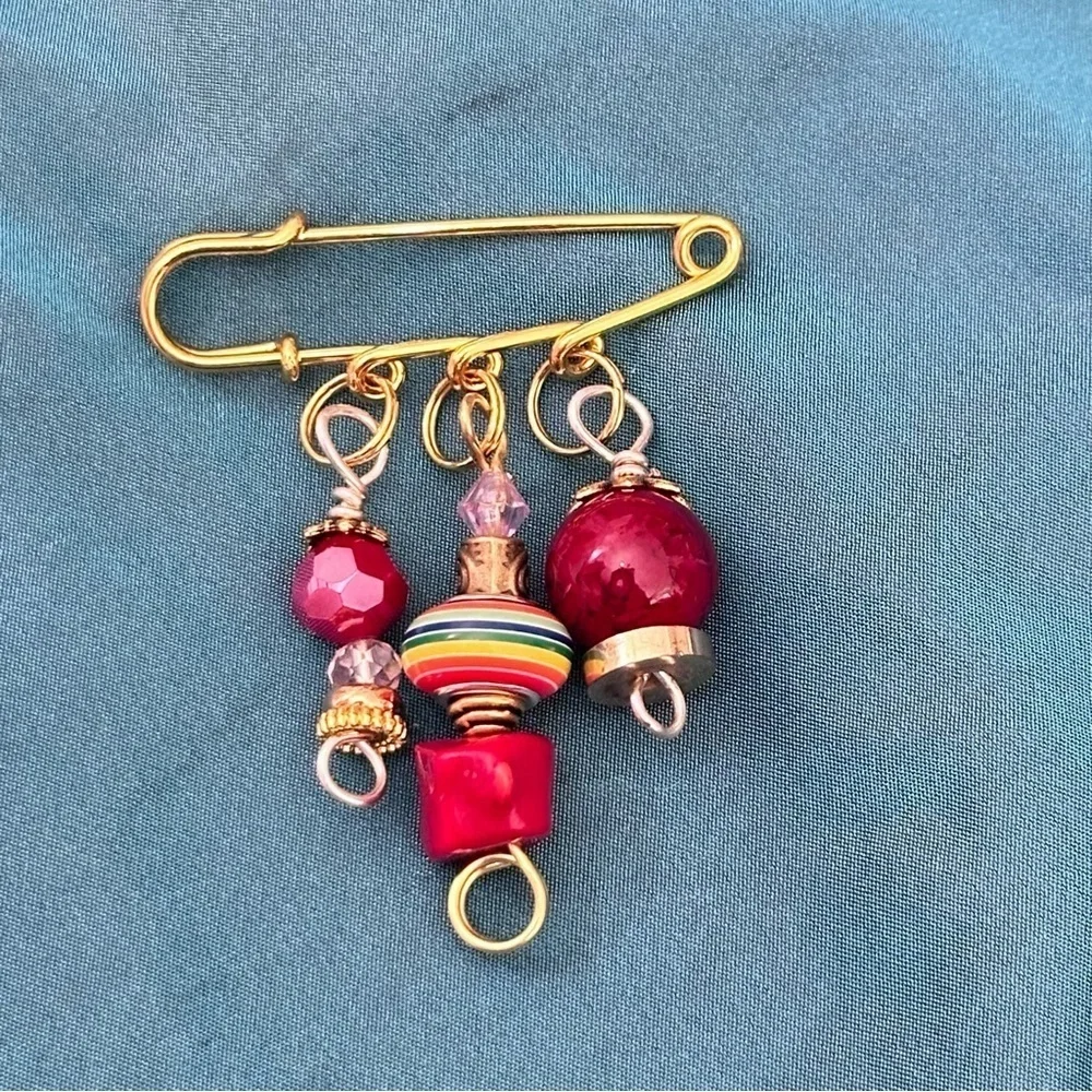 Brooch | Hand Crafted | Glass Beaded |  Pin Multicolor Wire-Wrapped OOAK 4370